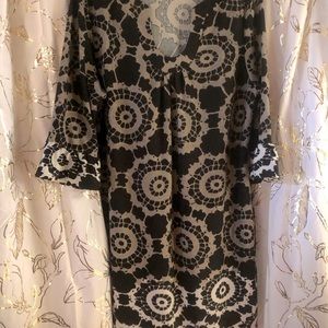Retro style muted black/cream dress with 3/4 bell sleeves